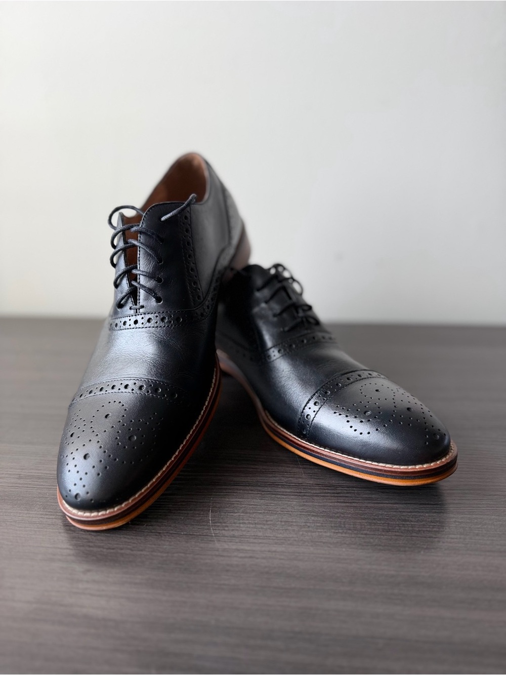 New Johnston & Murphy Mens 10.5 M Black Leather Oxford Brogue Wingtip Shoes
